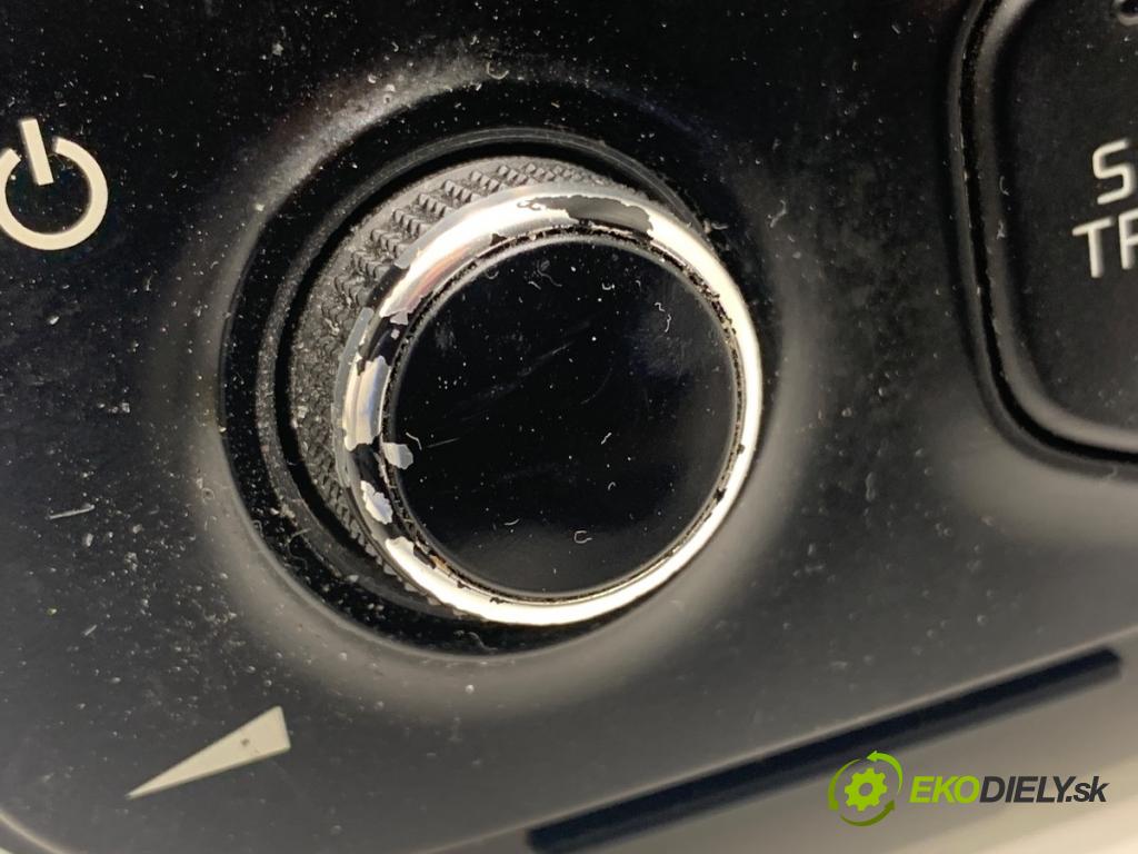 KIA CARENS IV nadwozie wielkoprzestrzenne (MPV) 2013 100 kW 1.7 CRDi 1685 RADIO 96170-A4610CA (Audio zařízení)