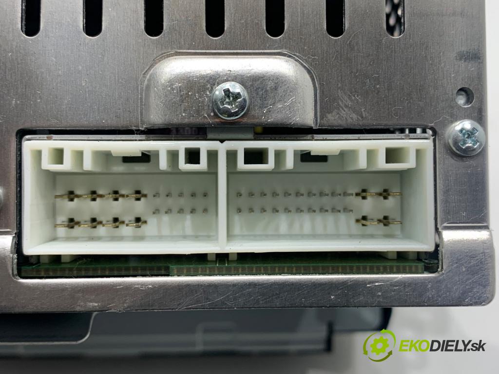 KIA CARENS IV nadwozie wielkoprzestrzenne (MPV) 2013 100 kW 1.7 CRDi 1685 RADIO 96170-A4610CA (Audio zařízení)