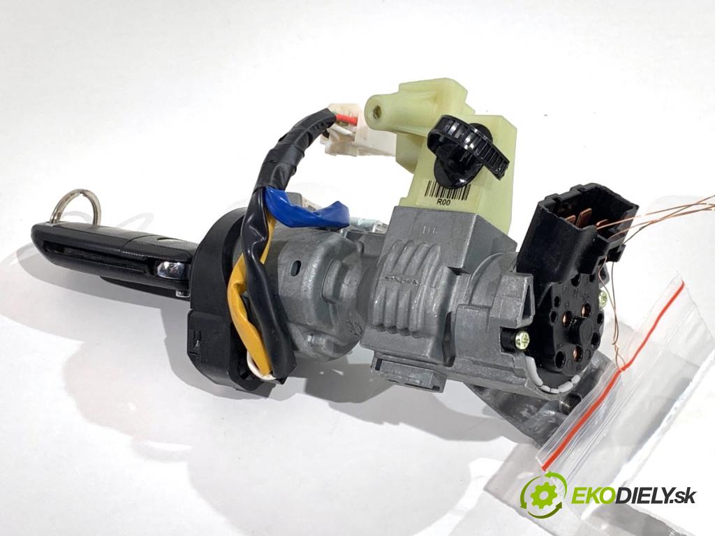 KIA CARENS IV nadwozie wielkoprzestrzenne (MPV) 2013 100 kW 1.7 CRDi 1685 spinačka 49A610-1110 (Spínacia skrinka)