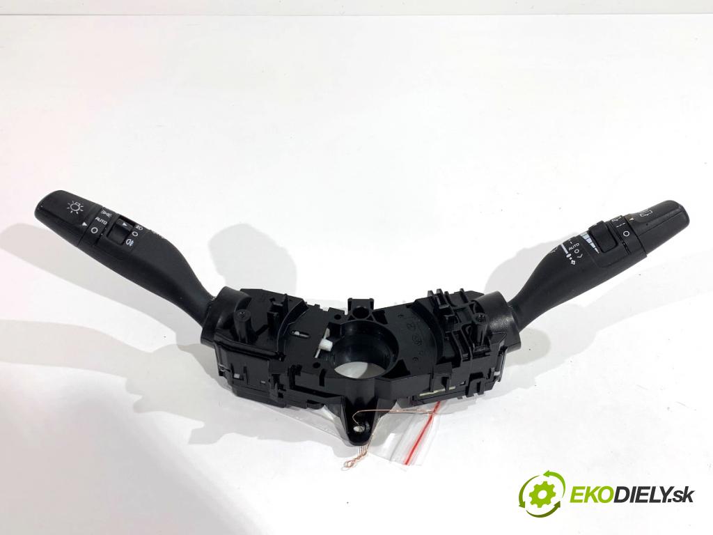 KIA CARENS IV nadwozie wielkoprzestrzenne (MPV) 2013 100 kW 1.7 CRDi 1685 Prepínač kombinovaný 299119105 (Prepínacie páčky pod volantom)
