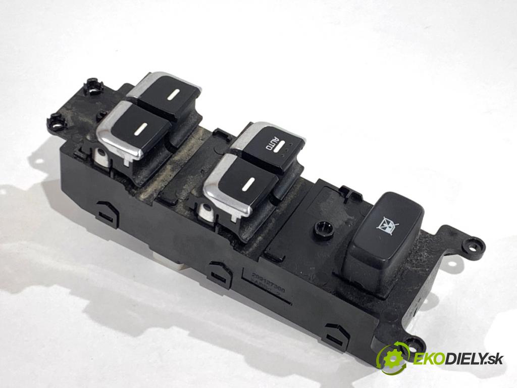 KIA CARENS IV nadwozie wielkoprzestrzenne (MPV) 2013 100 kW 1.7 CRDi 1685 Prepínač okien 93570-A4310 (Prepínacie páčky pod volantom)