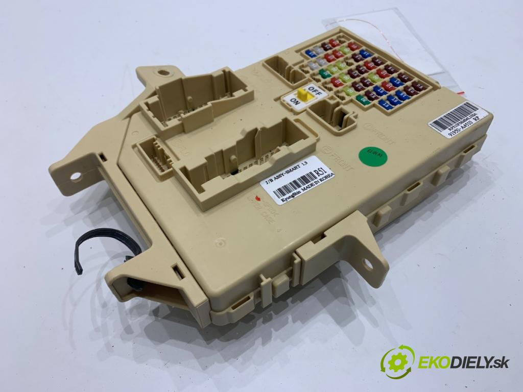 KIA CARENS IV nadwozie wielkoprzestrzenne (MPV) 2013 100 kW 1.7 CRDi 1685 Modul BSI 91950-A4510 (Poistková skrinka)