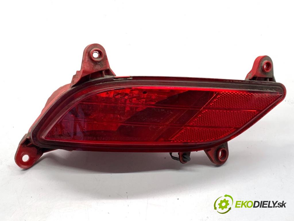 KIA CARENS IV nadwozie wielkoprzestrzenne (MPV) 2013 100 kW 1.7 CRDi 1685 světlo nárazníka levý zadní část 92405-A4100