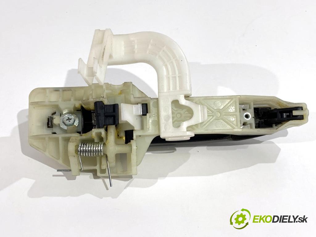 KIA CARENS IV nadwozie wielkoprzestrzenne (MPV) 2013 100 kW 1.7 CRDi 1685 klika vnejší levý zadní část