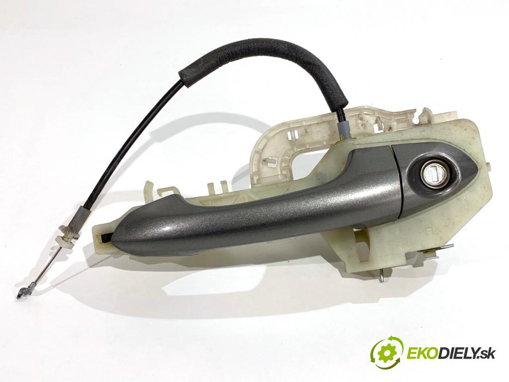 KIA CARENS IV nadwozie wielkoprzestrzenne (MPV) 2013 100 kW 1.7 CRDi 1685 klika vnejší levý přední část 