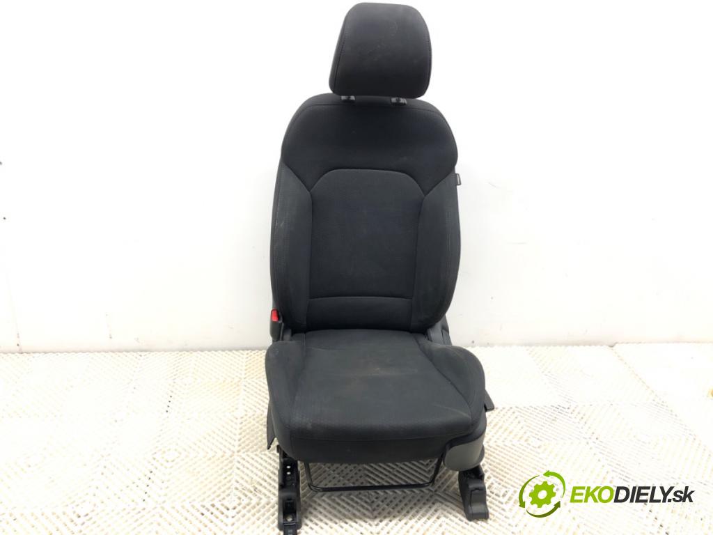 KIA CARENS IV nadwozie wielkoprzestrzenne (MPV) 2013 100 kW 1.7 CRDi 1685 sedadlo levý přední část 