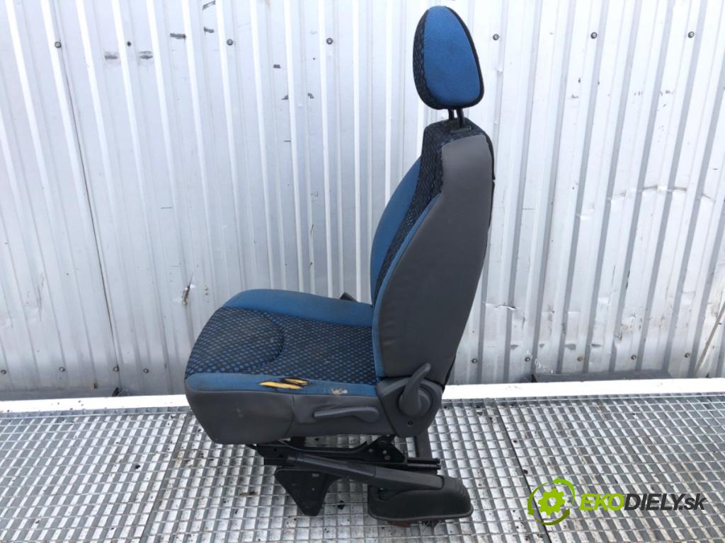 FIAT SCUDO II Skrzynia 2013 94 kW 2.0 D Multijet 1997 sedadlo levý přední část