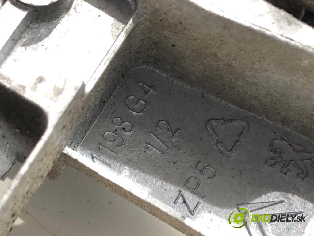 FIAT SCUDO II Skrzynia 2013 94 kW 2.0 D Multijet 1997 klika vnejší levý přední část 9680656680