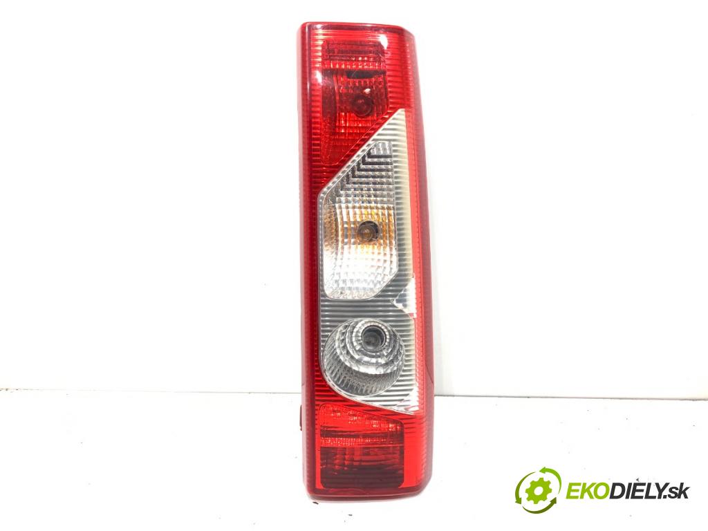 FIAT SCUDO II Skrzynia 2013 94 kW 2.0 D Multijet 1997 světlo pravý zadní část 
