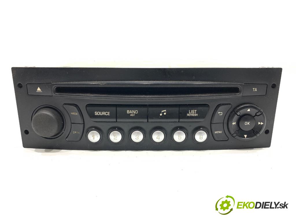 FIAT SCUDO II Skrzynia 2013 94 kW 2.0 D Multijet 1997 RADIO 98041626XT (Audio zariadenie)