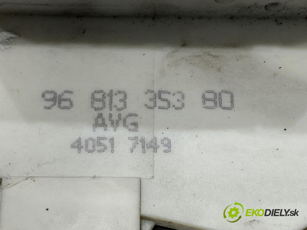 FIAT SCUDO II Skrzynia 2013 94 kW 2.0 D Multijet 1997 zámok dveře levý přední část 9681335380