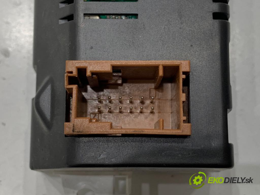 FIAT SCUDO II Skrzynia 2013 94 kW 2.0 D Multijet 1997 Displej 9809842980 (Přístrojová deska)