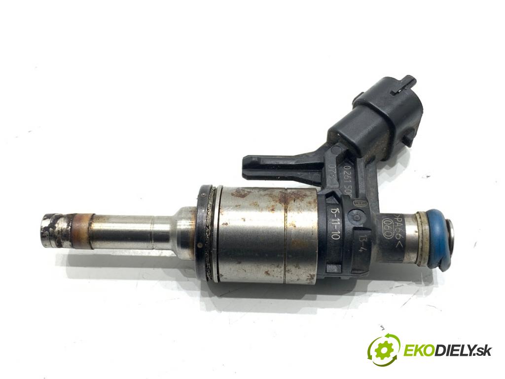 MINI COUNTRYMAN R60 Kombi 2016 140 kW Cooper S ALL4 1598 vstrekovač 0261500073 (Vstrekovač paliva)