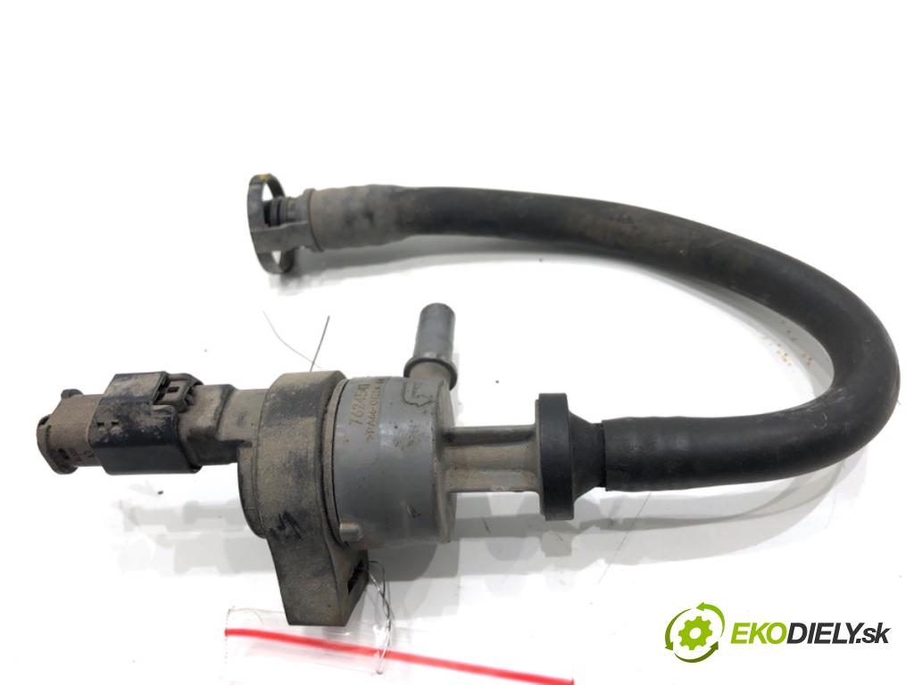 MINI COUNTRYMAN R60 Kombi 2016 140 kW Cooper S ALL4 1598 ventil výparů paliva 7624541