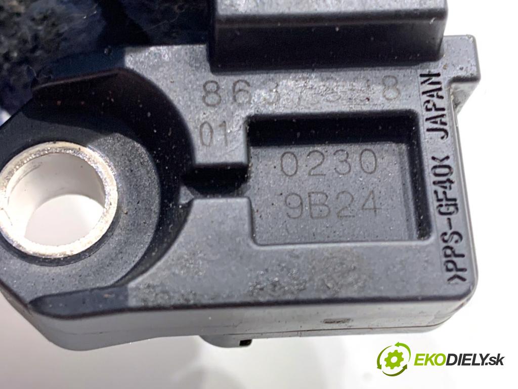 MINI CLUBMAN F54 Kombi 2019 100 kW Cooper 1499 MAP senzor 8637898 (Snímač ostatné)