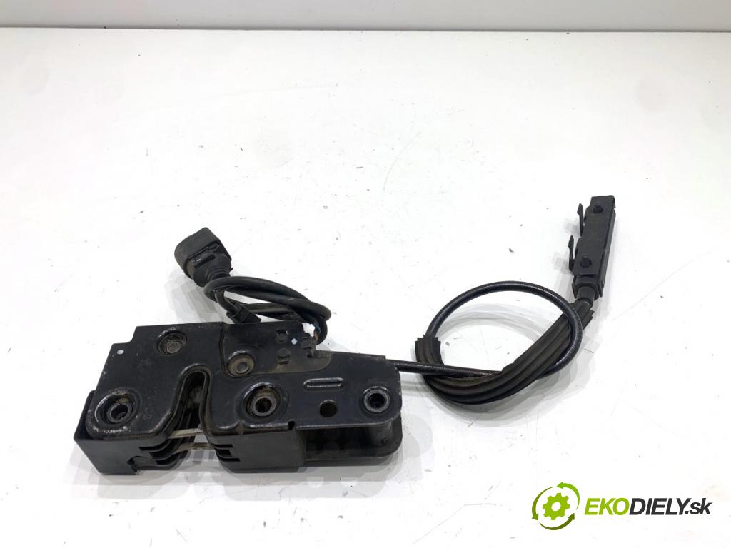 AUDI A5 8T coupe 2008 176 kW 3.0 TDI quattro 2967 zámok kapoty predný 8K1823746