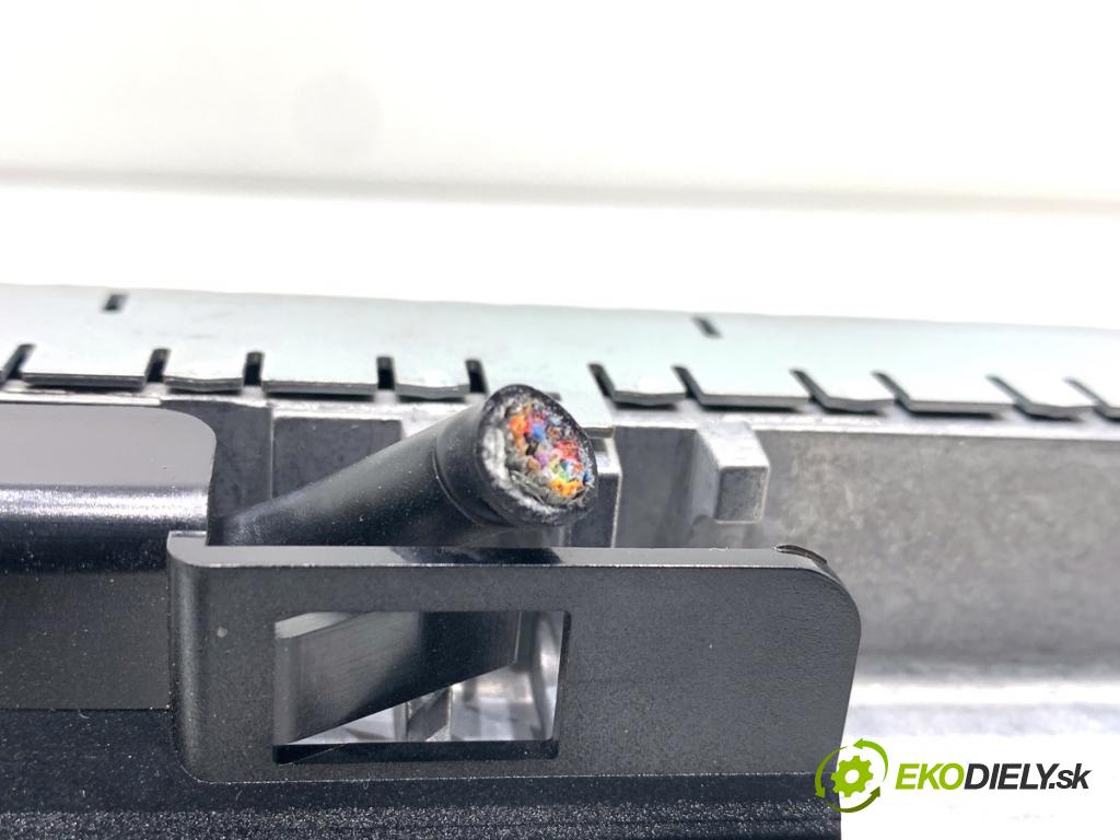 AUDI A5 8T coupe 2008 176 kW 3.0 TDI quattro 2967 Dislpej 8T0919603C (Prístrojová doska)