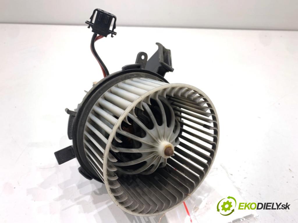 AUDI A5 8T coupe 2008 176 kW 3.0 TDI quattro 2967 topení 8K1820021