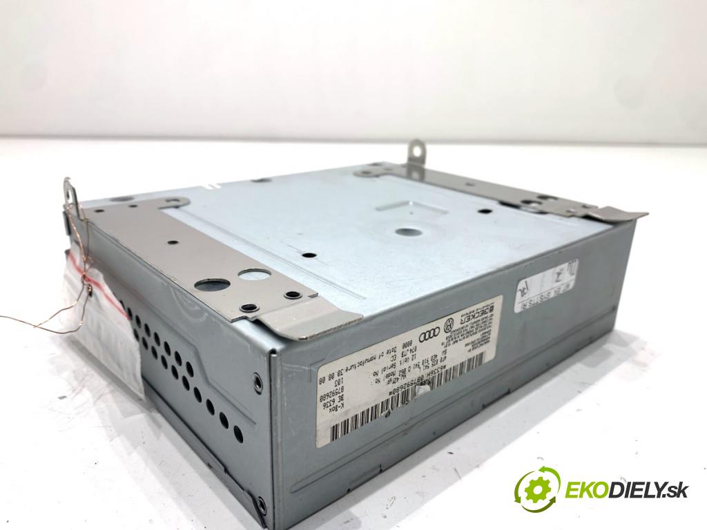 AUDI A5 8T coupe 2008 176 kW 3.0 TDI quattro 2967 RADIO 4F0035541L (Audio zařízení)