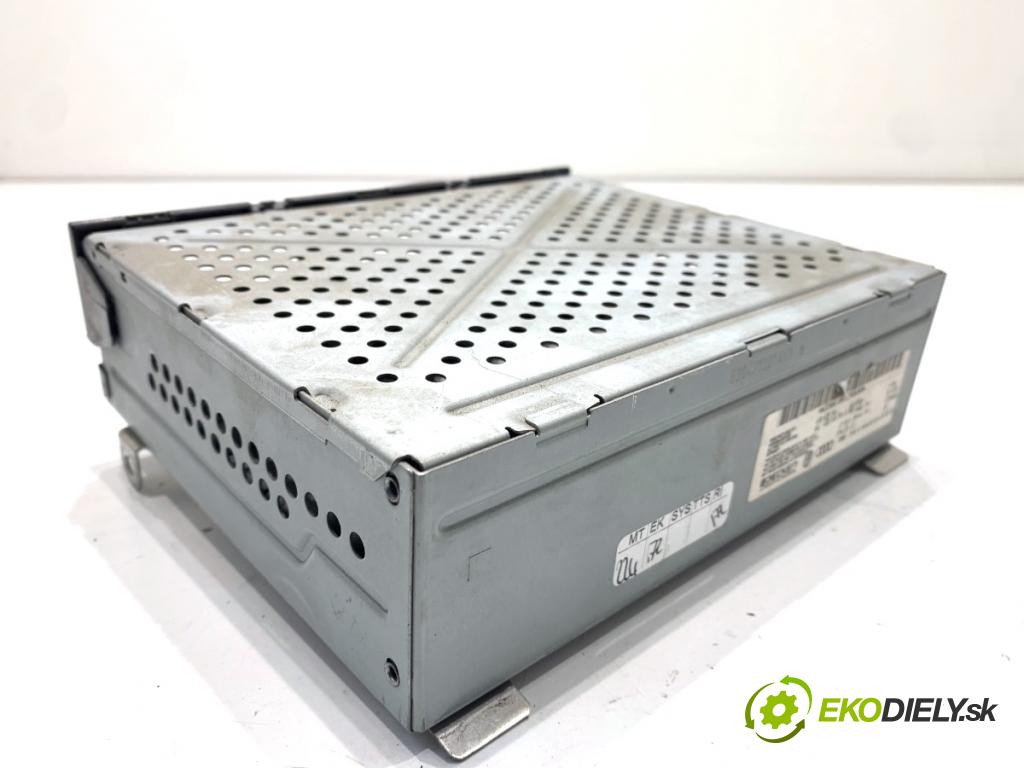 AUDI A5 8T coupe 2008 176 kW 3.0 TDI quattro 2967 RADIO 4F0035541L (Audio zařízení)