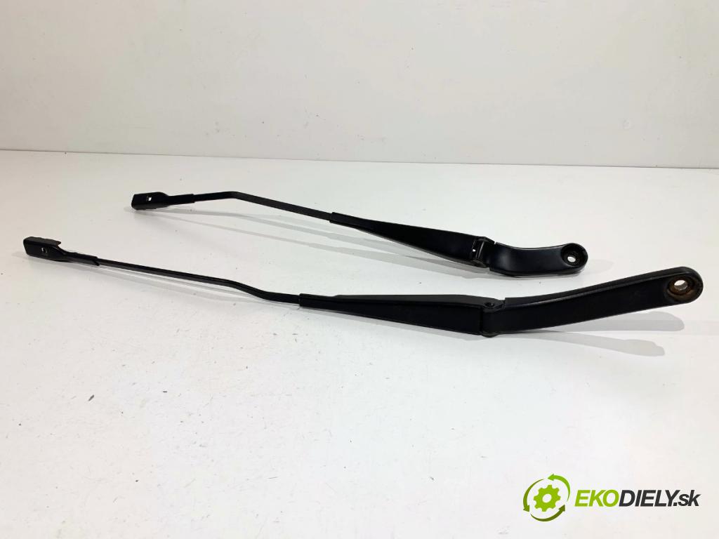 AUDI A5 8T coupe 2008 176 kW 3.0 TDI quattro 2967 Rameno stierače predný 8K1955407 8K1955408A