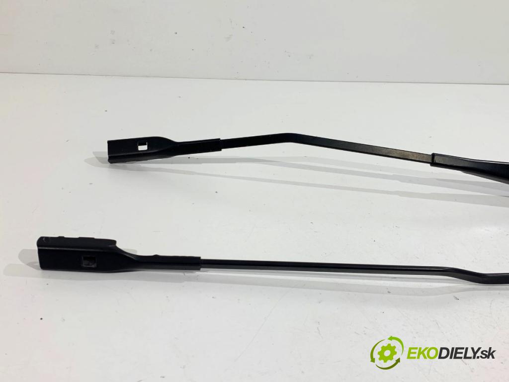 AUDI A5 8T coupe 2008 176 kW 3.0 TDI quattro 2967 Rameno stierače predný 8K1955407 8K1955408A