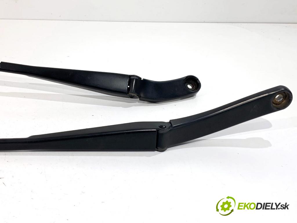 AUDI A5 8T coupe 2008 176 kW 3.0 TDI quattro 2967 Rameno stierače predný 8K1955407 8K1955408A