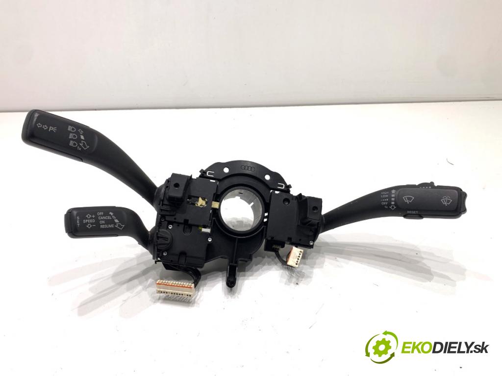 AUDI A5 8T coupe 2008 176 kW 3.0 TDI quattro 2967 Prepínač kombinovaný 8K0953502BD (Prepínacie páčky pod volantom)