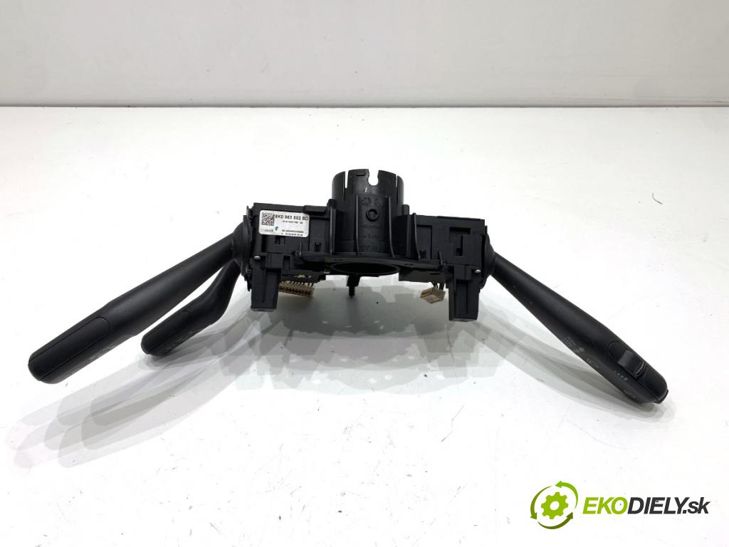 AUDI A5 8T coupe 2008 176 kW 3.0 TDI quattro 2967 Prepínač kombinovaný 8K0953502BD (Prepínacie páčky pod volantom)