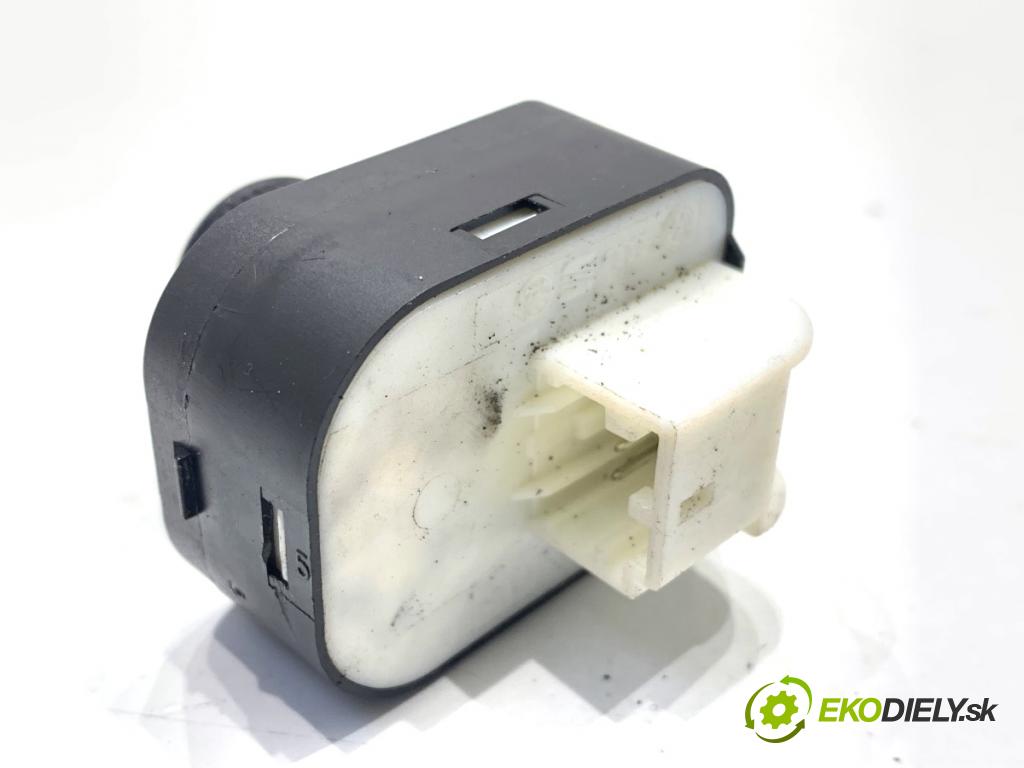 AUDI A5 8T coupe 2008 176 kW 3.0 TDI quattro 2967 přepínač nastavení zpětných zrcátek 8K0959565C (Páčky pod volantem)