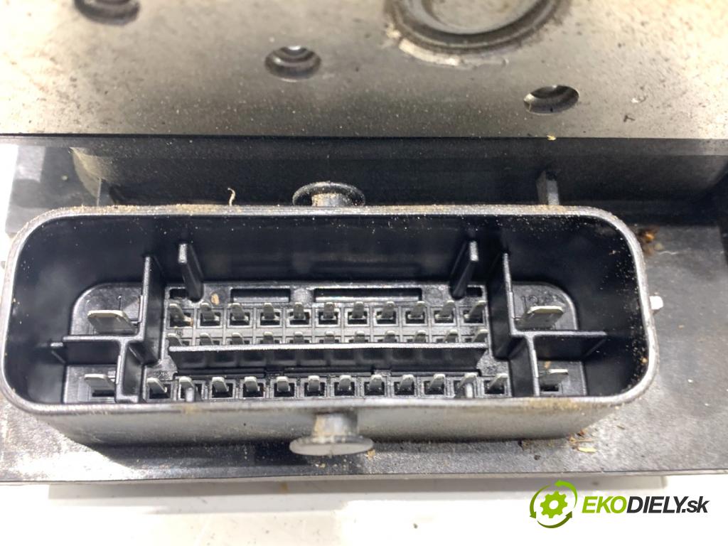 AUDI A5 8T coupe 2008 176 kW 3.0 TDI quattro 2967 Pumpa ABS 8K0907379AB (Pumpa ABS)