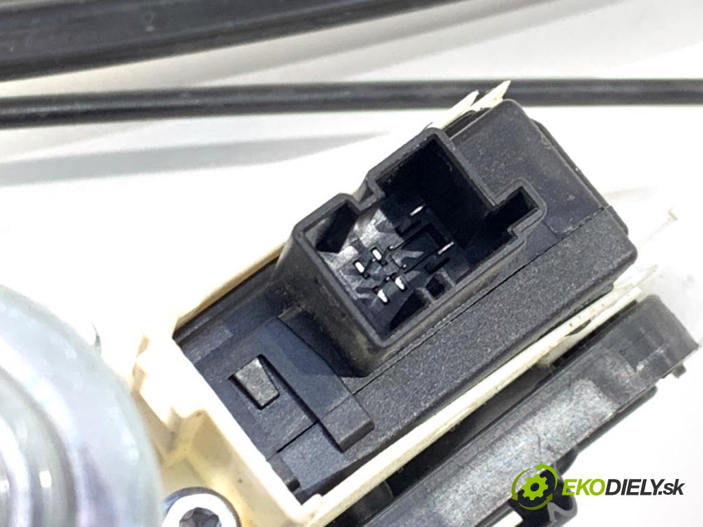 AUDI A5 8T coupe 2008 176 kW 3.0 TDI quattro 2967 mechanismus okna levý přední část 8T0959801A