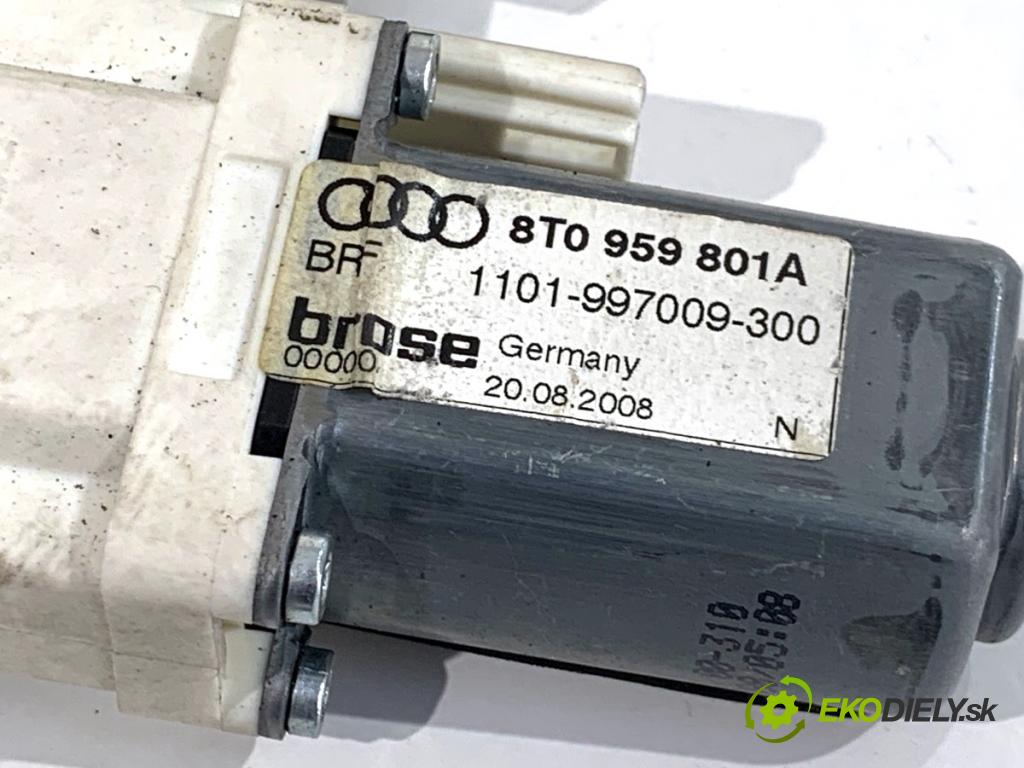 AUDI A5 8T coupe 2008 176 kW 3.0 TDI quattro 2967 mechanismus okna levý přední část 8T0959801A