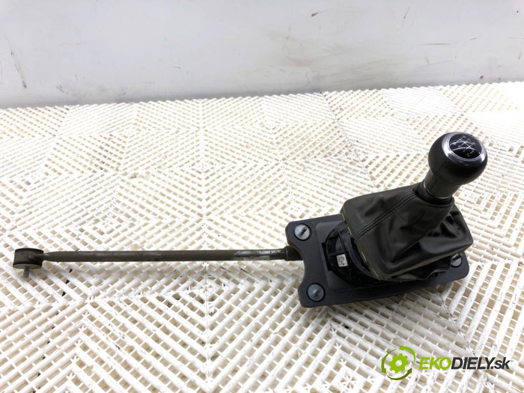 AUDI A5 8T coupe 2008 176 kW 3.0 TDI quattro 2967 Kulisa 8KO711025K (Rýchlostná páka (kulisa))