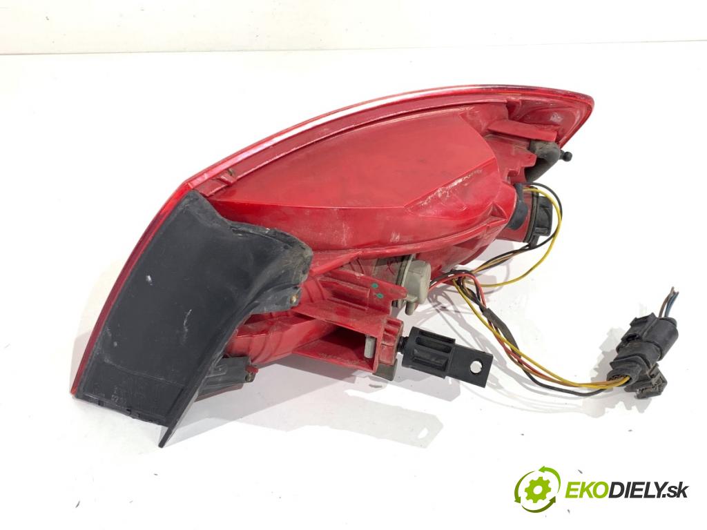 AUDI A5 8T coupe 2008 176 kW 3.0 TDI quattro 2967 Svetlo ľavy zad 8T0945095