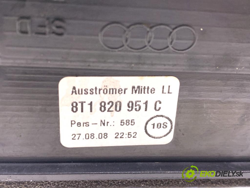 AUDI A5 8T coupe 2008 176 kW 3.0 TDI quattro 2967 Mriežky kúrenia predný 8T1820951C