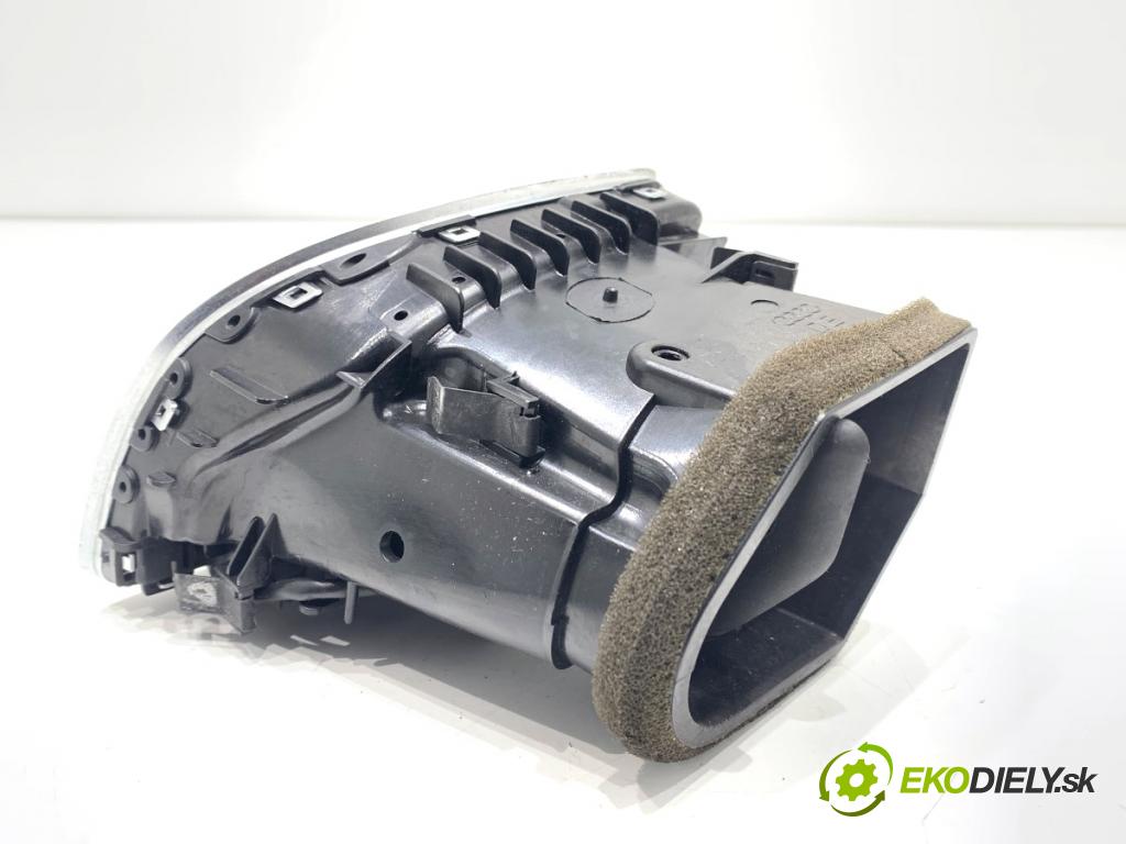 AUDI A5 8T coupe 2008 176 kW 3.0 TDI quattro 2967 mří topení pravý přední část 8T1820902C