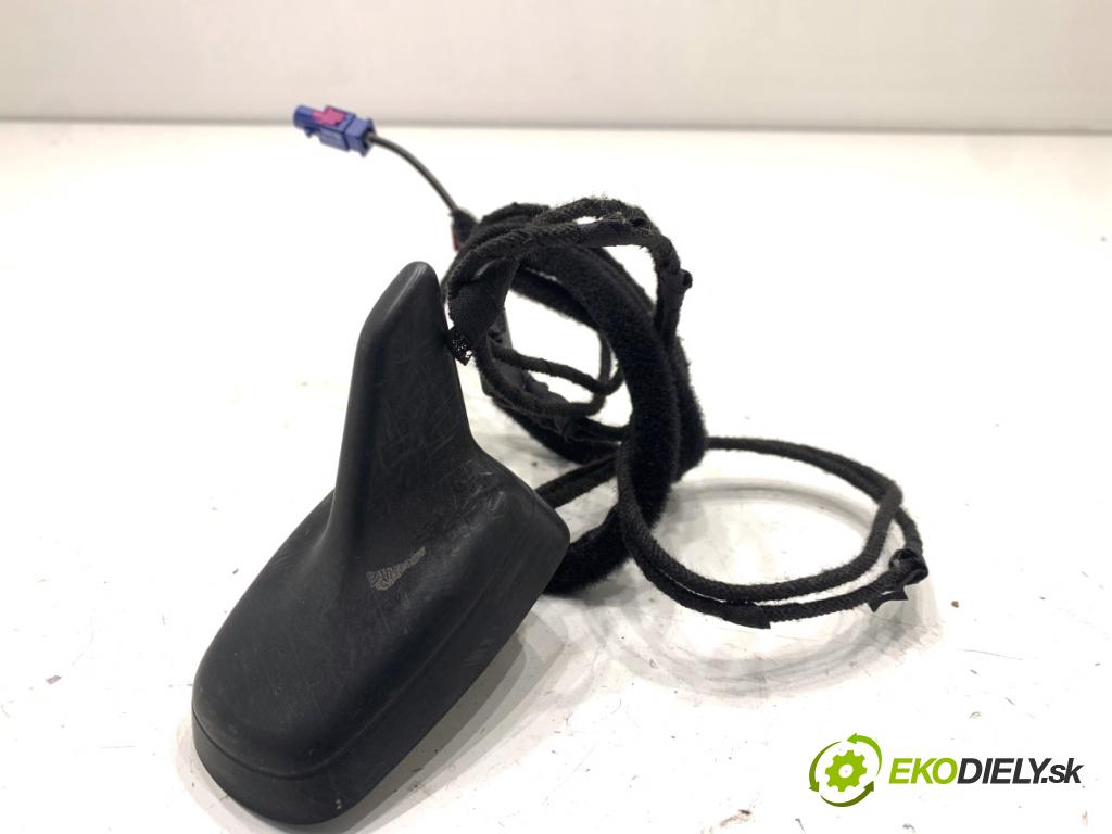 AUDI A5 8T coupe 2008 176 kW 3.0 TDI quattro 2967 ANTENA 8T0035503E