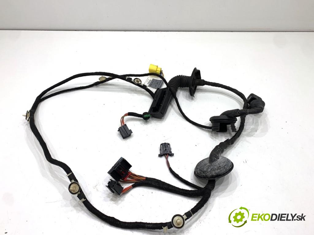 AUDI A5 8T coupe 2008 176 kW 3.0 TDI quattro 2967 káblovačka dveře přední část levý 8T0971029