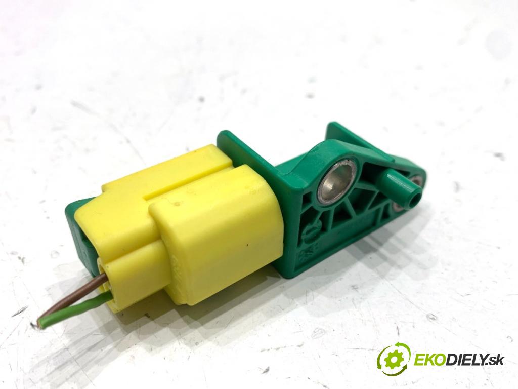 AUDI A5 8T coupe 2008 176 kW 3.0 TDI quattro 2967 Snímač nárazu 1K0909606C (Snímač nárazu)