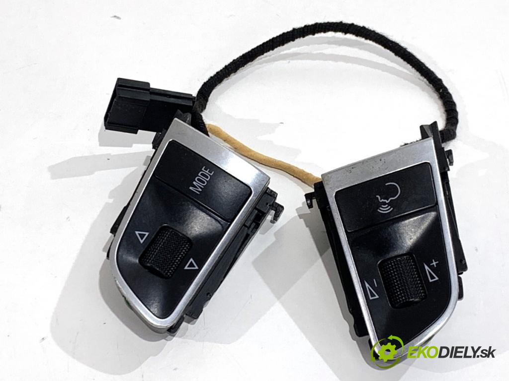 AUDI A5 8T coupe 2008 176 kW 3.0 TDI quattro 2967 SPÍNAČE: volantu 4E0951527AE