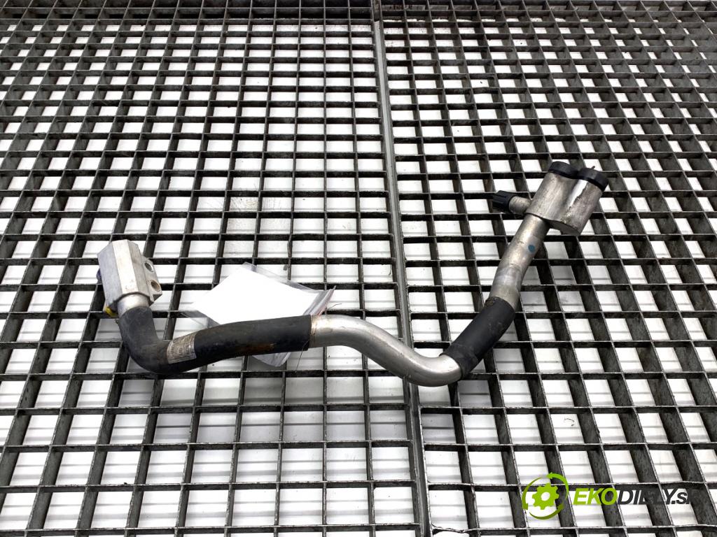 AUDI A5 8T coupe 2008 176 kW 3.0 TDI quattro 2967 rúrka klimatizace 8K1260712B (Trubka klimatizace)