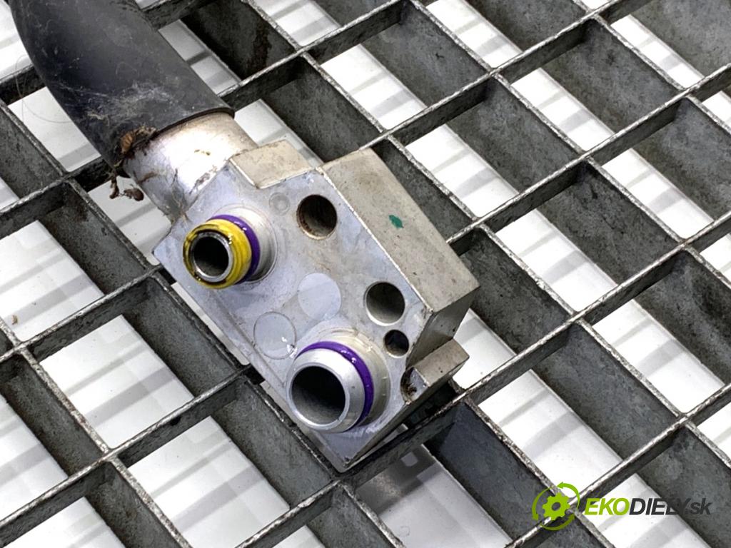 AUDI A5 8T coupe 2008 176 kW 3.0 TDI quattro 2967 rúrka klimatizace 8K1260712B (Trubka klimatizace)