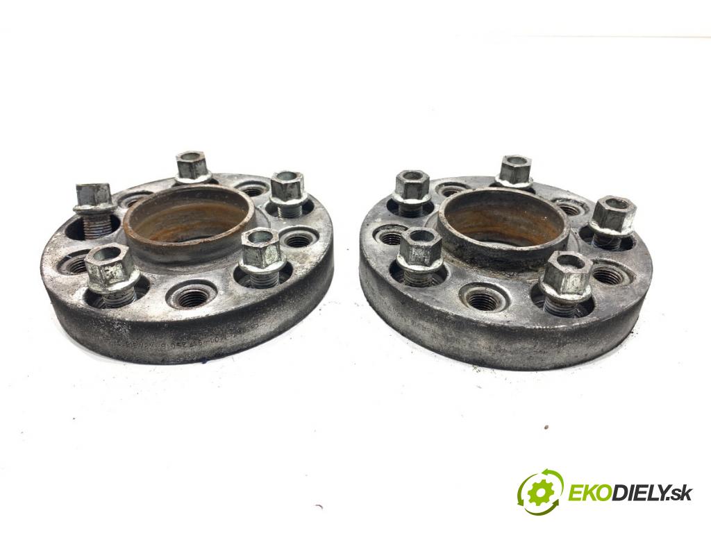 AUDI A5 8T coupe 2008 176 kW 3.0 TDI quattro 2967 VZDIALENOSTI 5X112 25MM