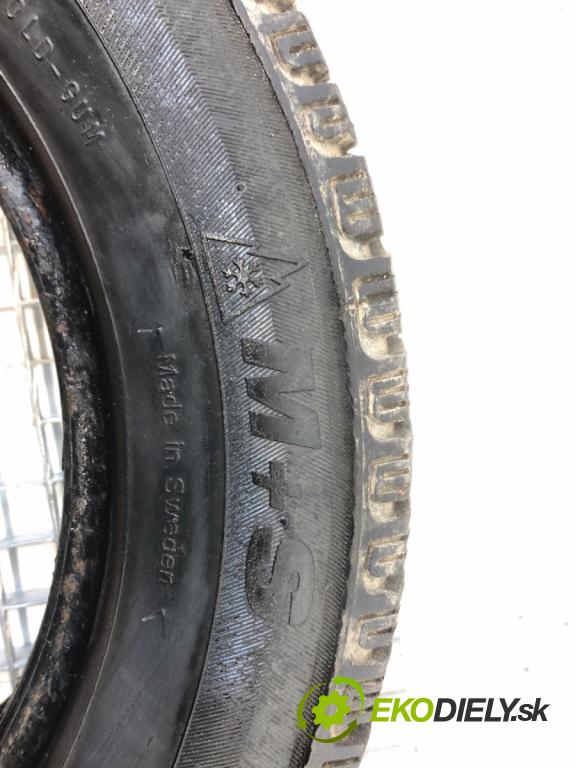 --- --- PNEUMATIKA: zima 2X 185/65 15"