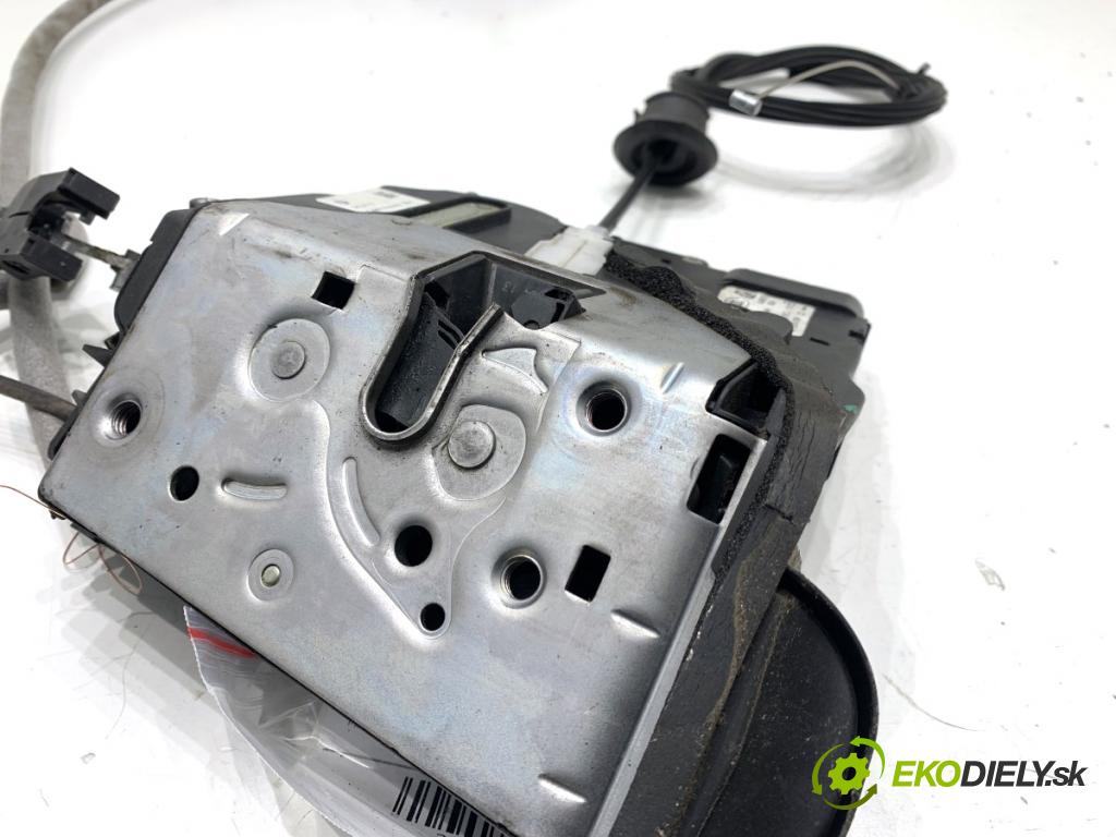 VW SHARAN nadwozie wielkoprzestrzenne (MPV) 2013 130 kW 2.0 TDI 1968 zámok Dvere pravy zad 7N0839003C 7N0839016C