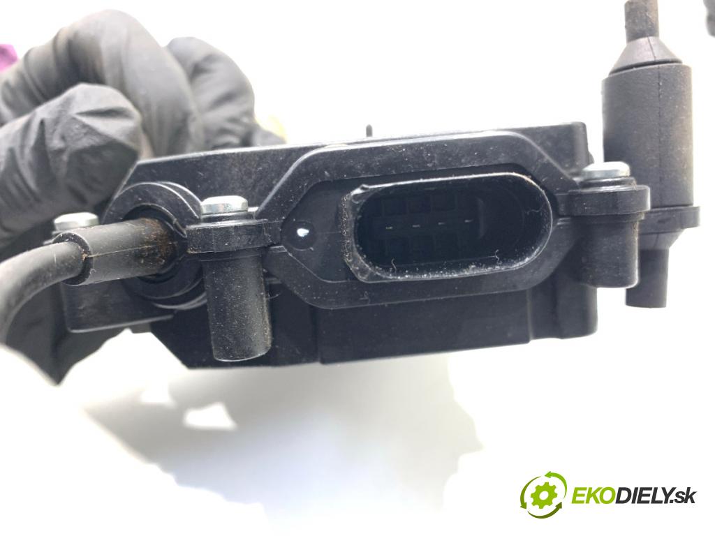 VW SHARAN nadwozie wielkoprzestrzenne (MPV) 2013 130 kW 2.0 TDI 1968 zámok Dvere pravy zad 7N0839003C 7N0839016C