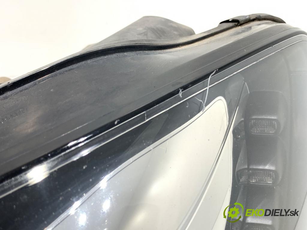 VW SHARAN nadwozie wielkoprzestrzenne (MPV) 2013 130 kW 2.0 TDI 1968 světlomet levý přední část XENON 7N1941751B
