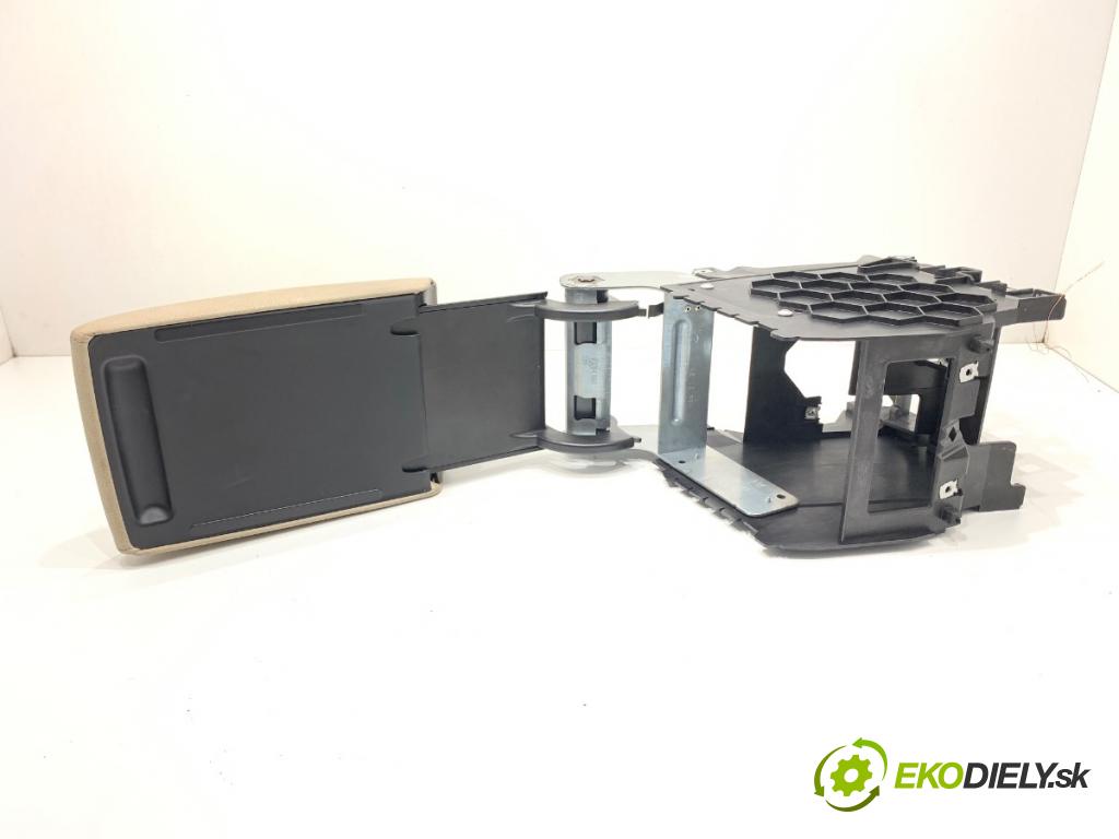 VW SHARAN nadwozie wielkoprzestrzenne (MPV) 2013 130 kW 2.0 TDI 1968 loketní opěrka 5M0864207F (Loketní opěrka)