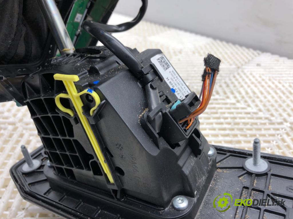 VW SHARAN nadwozie wielkoprzestrzenne (MPV) 2013 130 kW 2.0 TDI 1968 Kulisa 5N0713061A (Rýchlostná páka (kulisa))